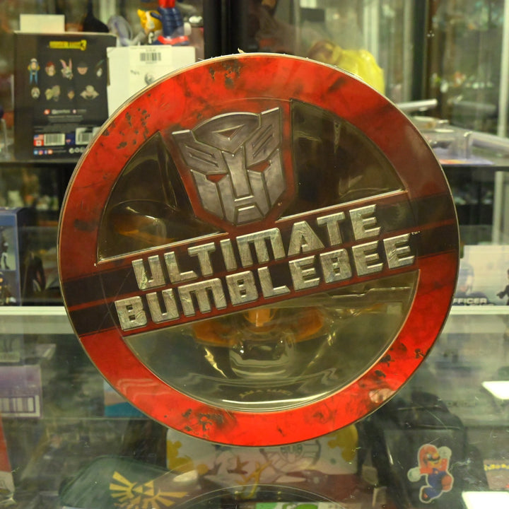 Ultimate Bumblebee - Titanium Series Animatronic Bumblebee - Transformer