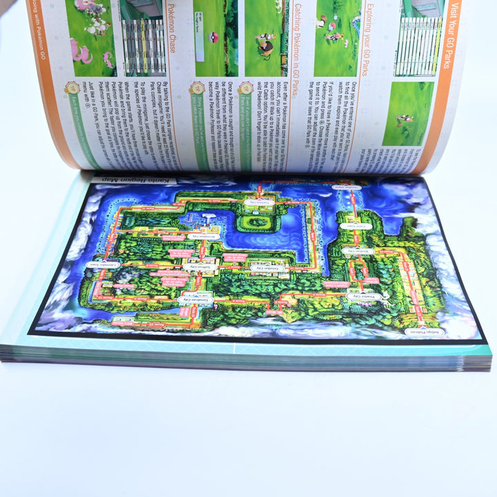 Pokemon Trainers Guide & Pokedex Lets Go Pikachu & Eevee - Strategy Guide