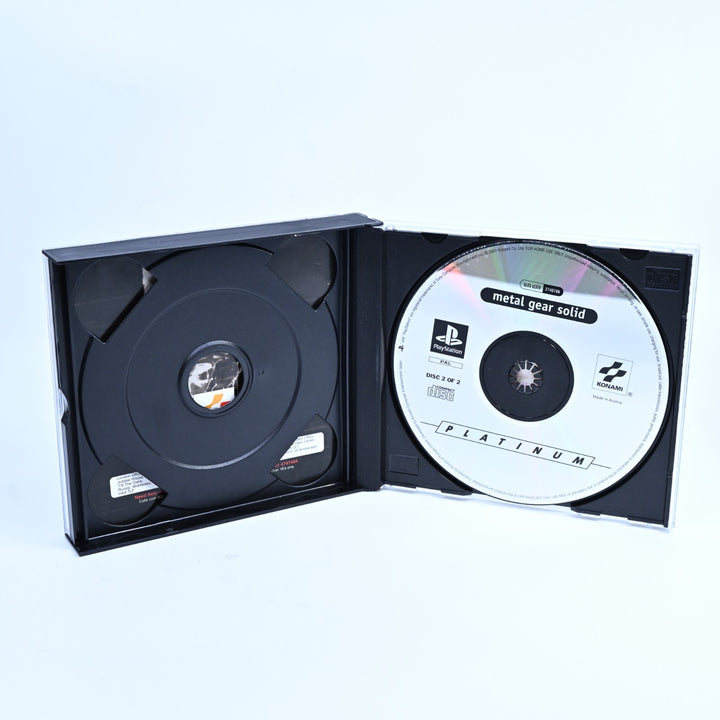 Metal Gear Solid - Sony Playstation 1 / PS1 Game + Manual - PAL - MINT DISC!