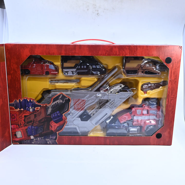 SEALED! Optimus Prime - Year of the Snake - Platinum Edition - Transformers Toy