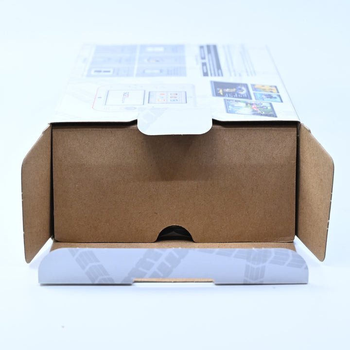 UNUSED! White + Red Mario Kart 7 Nintendo 2DS Boxed Console - AUS PAL