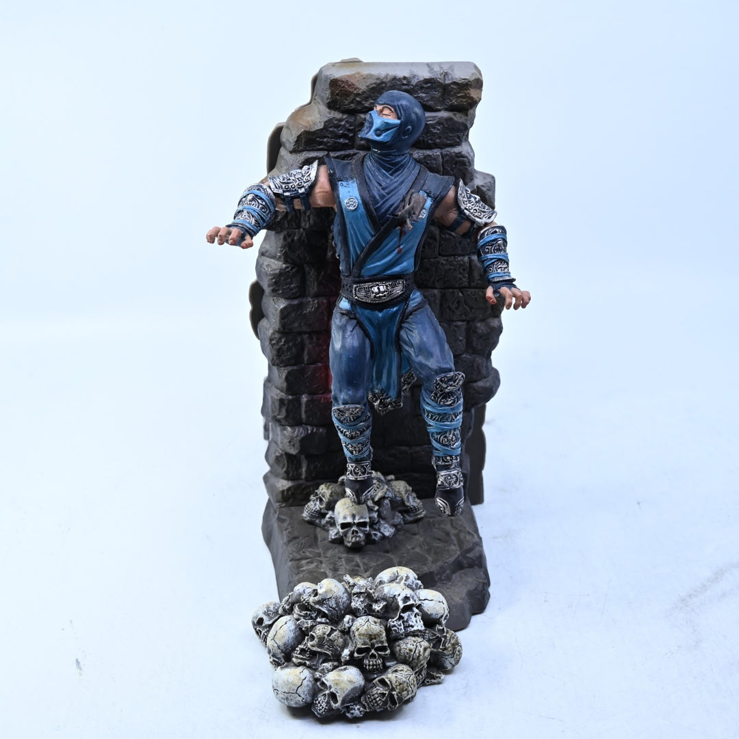 Mortal Kombat Kollectors Edition Scorpion &amp; Sub-Zero Bookends - Misc