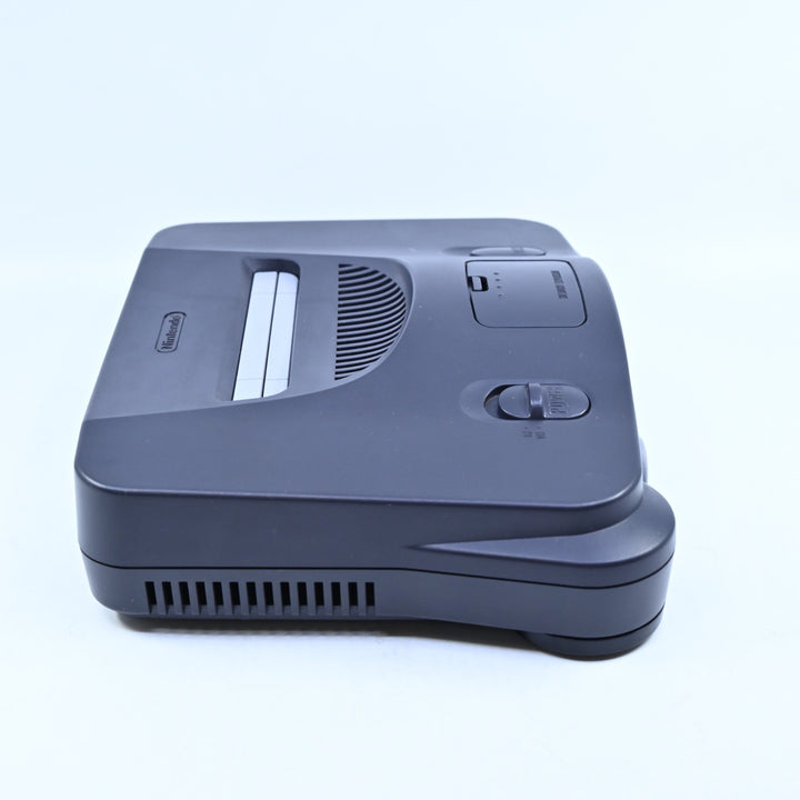 Limited Edition Gold Controller N64 / Nintendo 64 Boxed Console - PAL