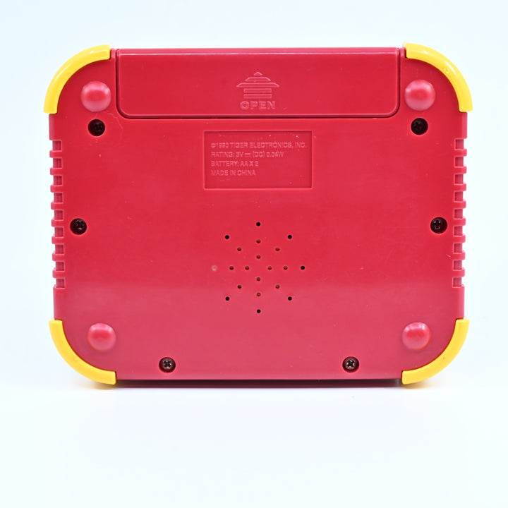 Aladdin - Tiger Electronics - Video Handheld LCD Game / Other Game