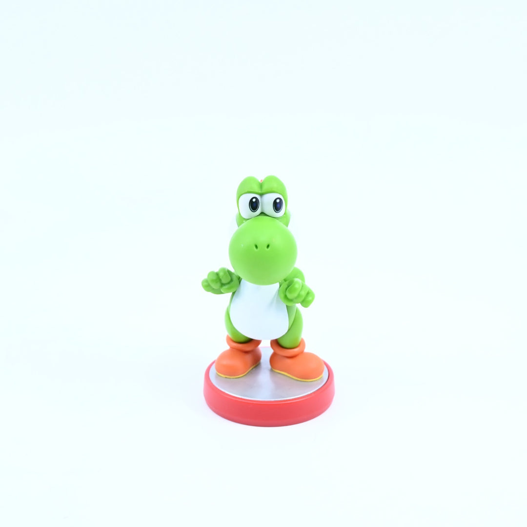 Yoshi Amiibo - Super Mario Series - Nintendo - Toy