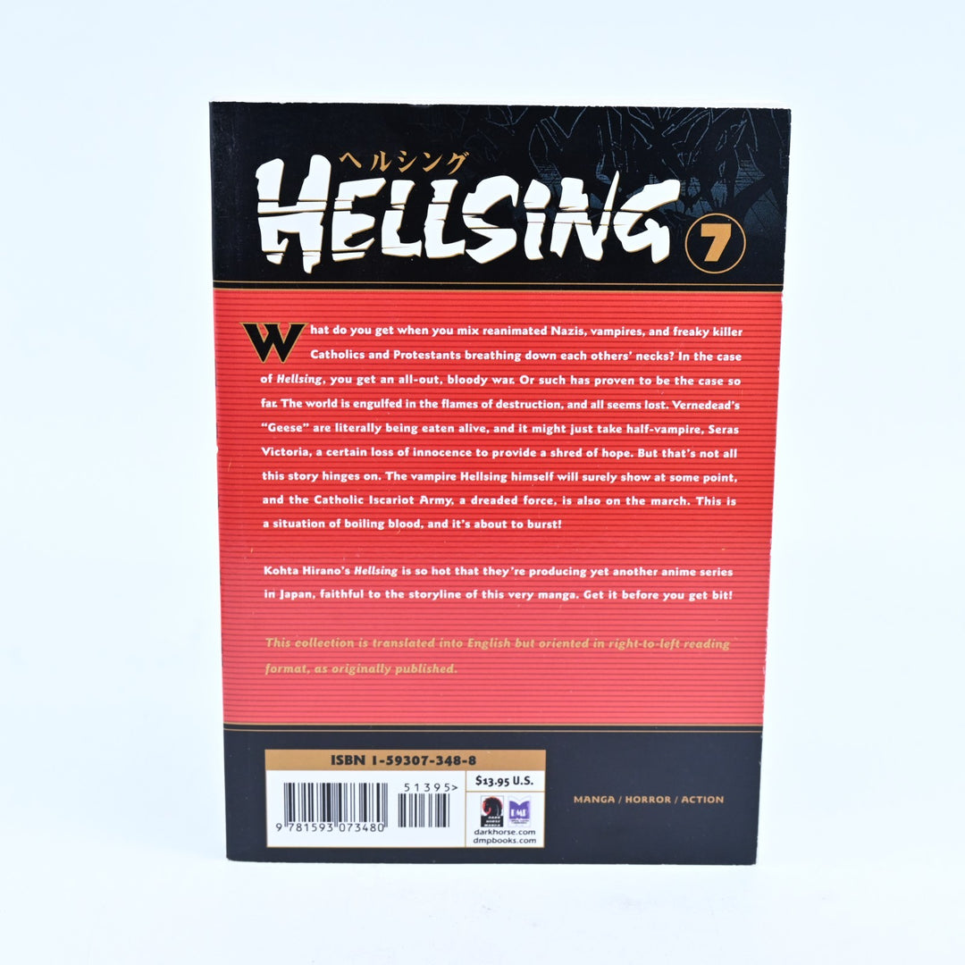 Hellsing Volumes 1-10 Lot - Dark Horse Manga - Manga