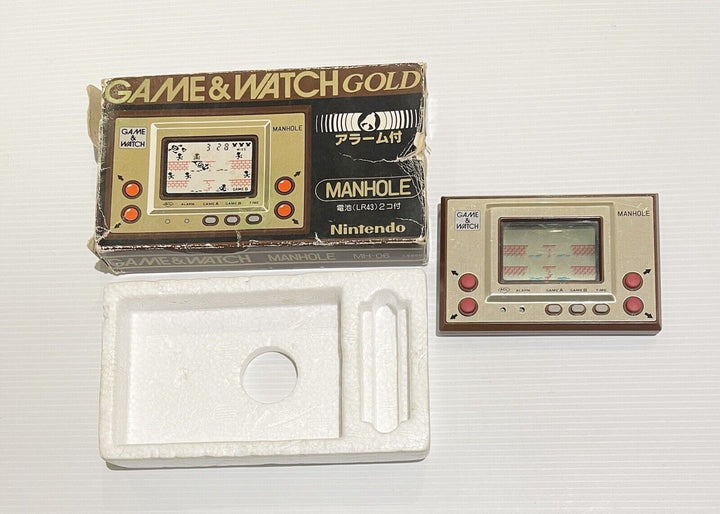 Manhole - Nintendo Game & Watch Boxed Console - FREE POST!