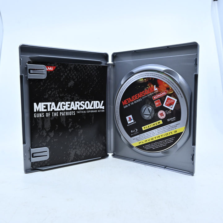 Metal Gear Solid 4: Guns of the Patriots - Sony Playstation / PS3 Game + Manual.