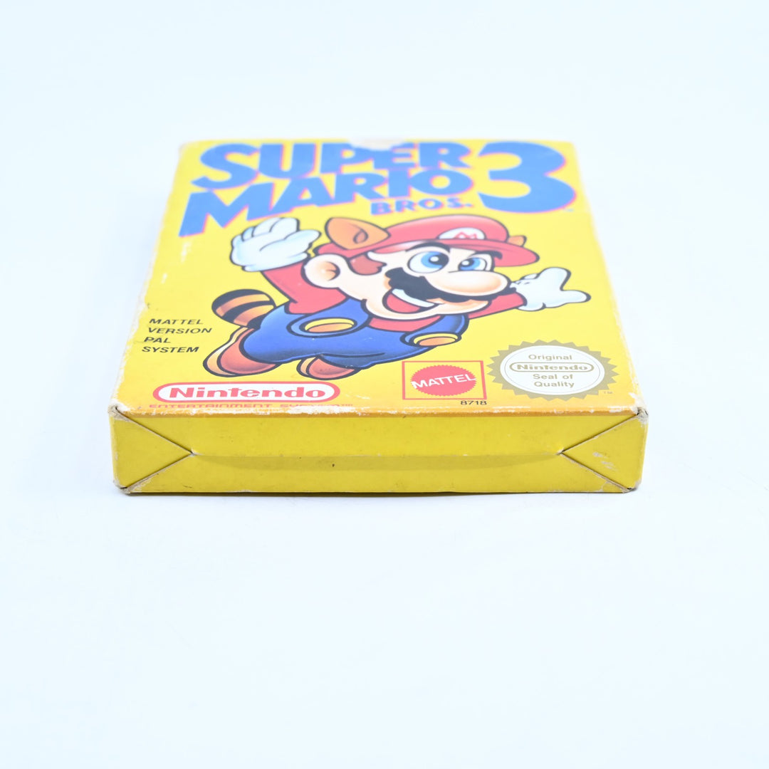 Super Mario Bros. 3 - Nintendo Entertainment System / NES Boxed Game - PAL