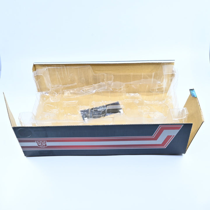 Takara Transformers Masterpiece MP-1B Convoy Black Ver. Optimus Prime - Toy