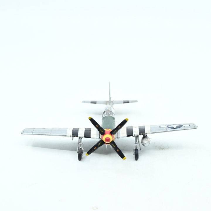 Dragon Wings 1:72 P-51D Mustang "Glamorous Glannis" 50001 - Die Cast Plane