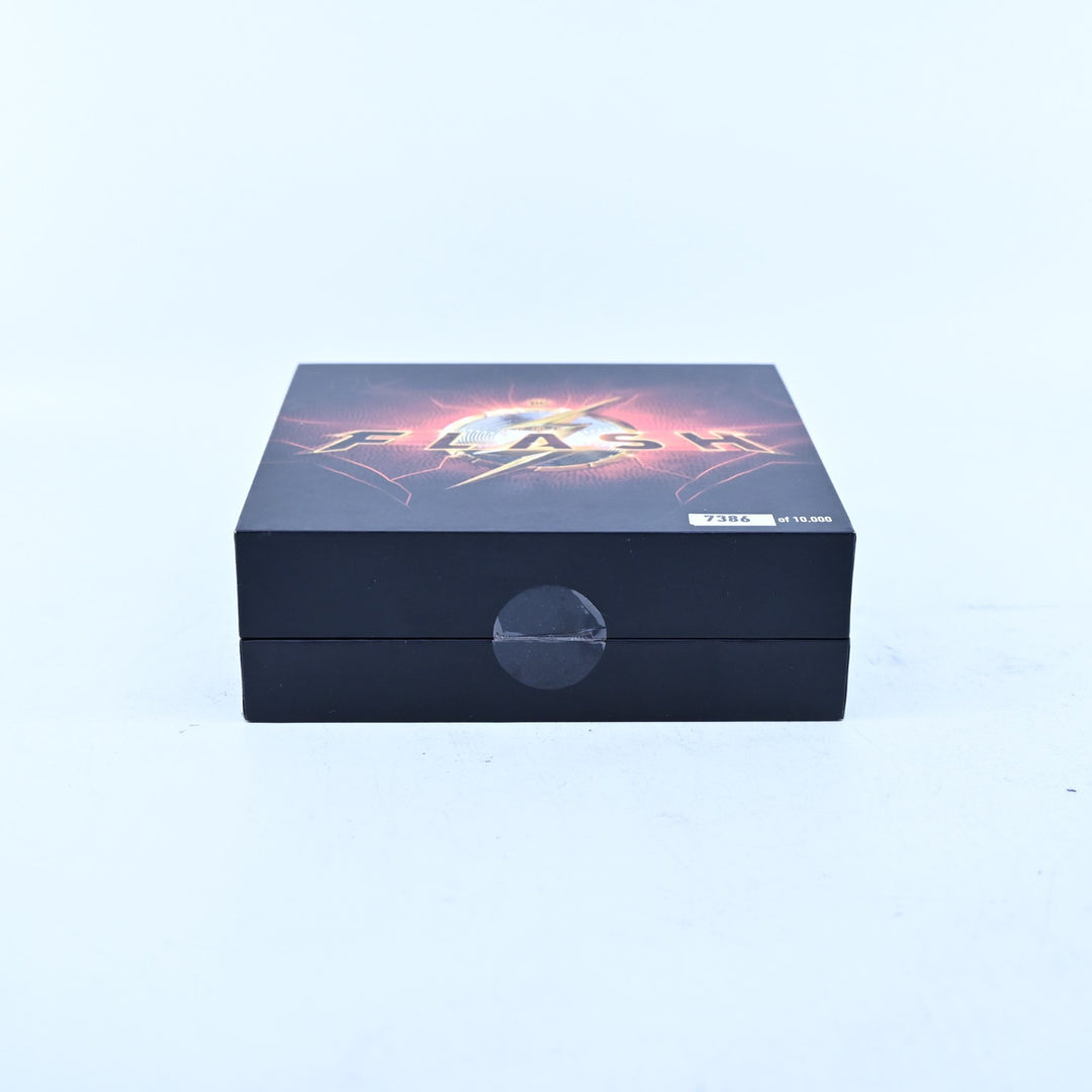 The Flash - Limited Edition Ring &amp; Pin - 7386/10000 - DC - Collectable