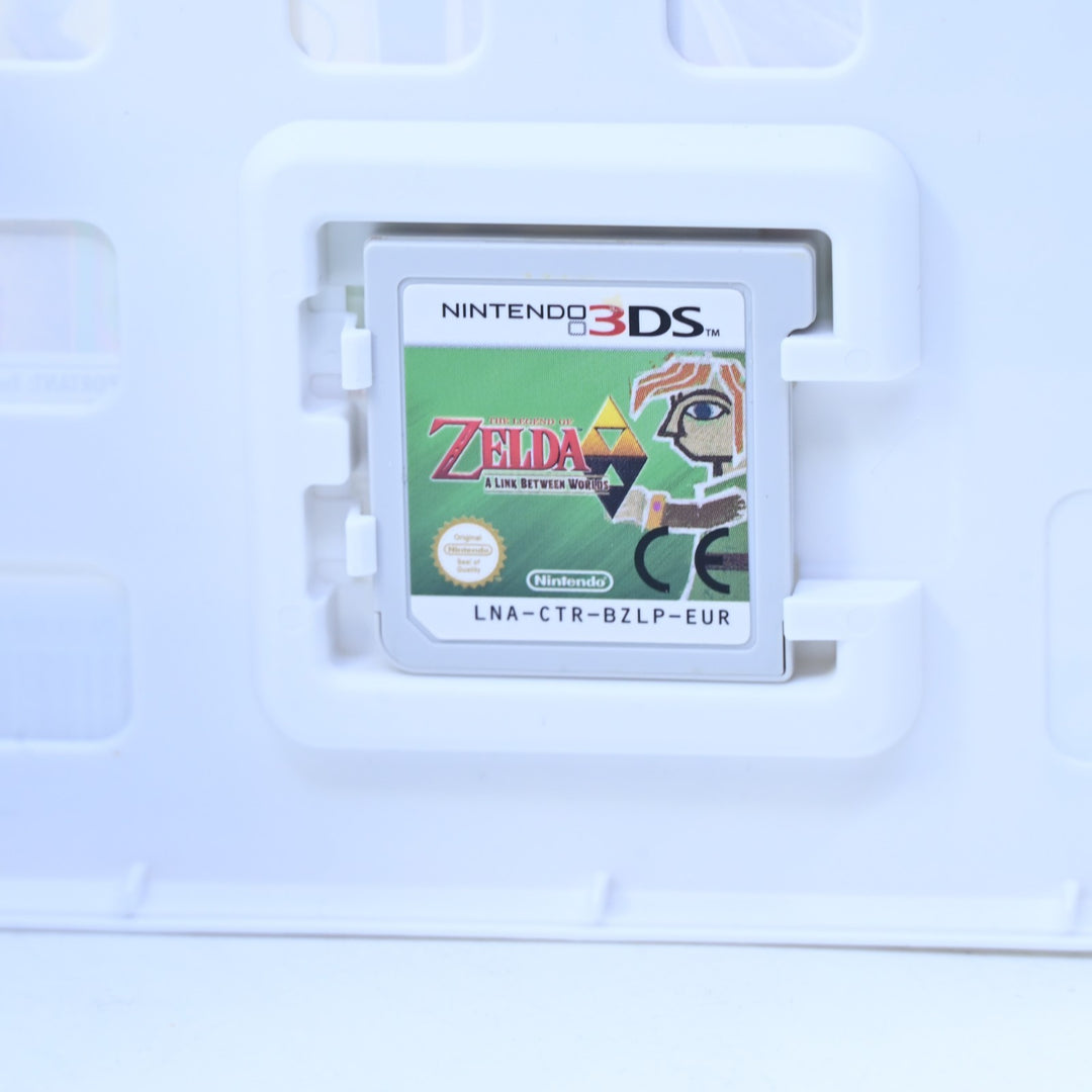 The Legend of Zelda: A Link Between Worlds - Nintendo 3DS Game - PAL