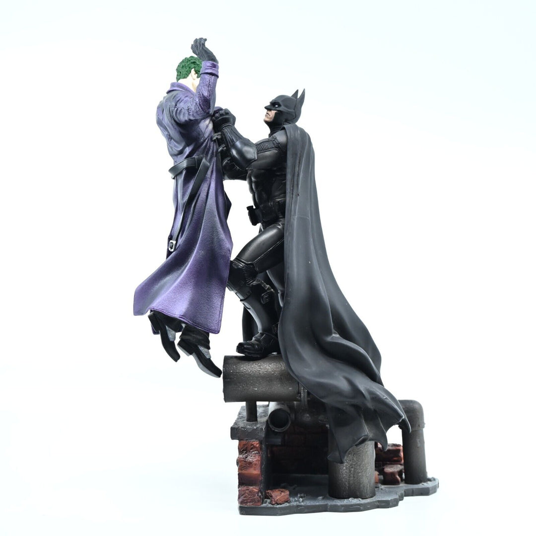 Batman vs Joker - Batman: Arkham Origins - Pure Arts - 2013 - Model