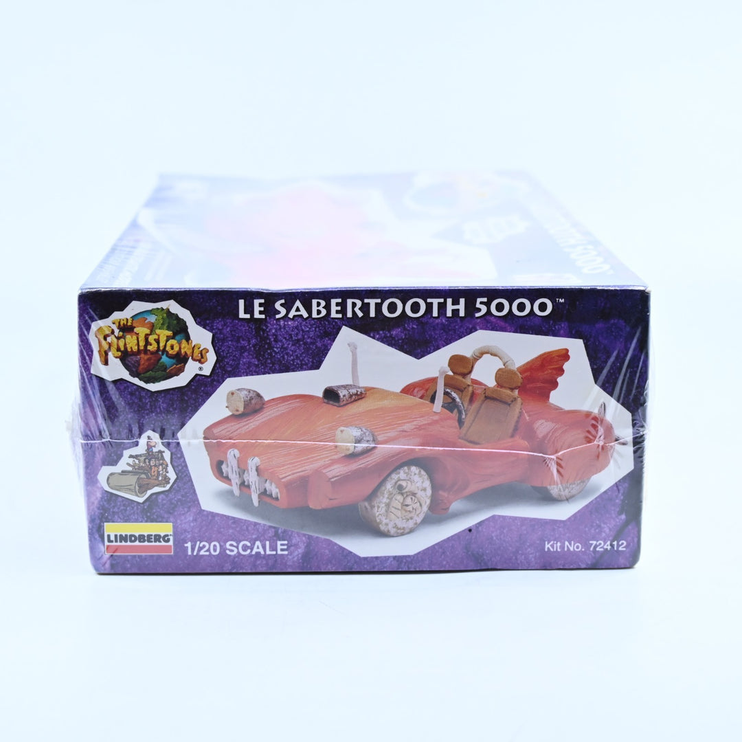 Le Sabertooth 5000 - The Flintstones - 1/20 Scale Plastic Model Kit - Model Car