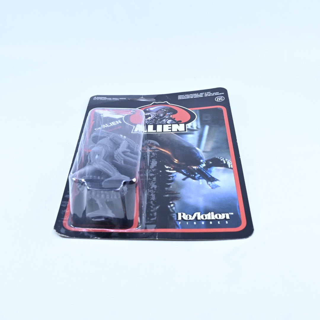 SEALED! The Alien - Action Figure - ReAction - Super7 - Funko