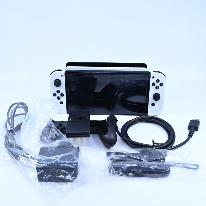 White - Nintendo Switch OLED Boxed Console - HEG-001 - FREE POST!