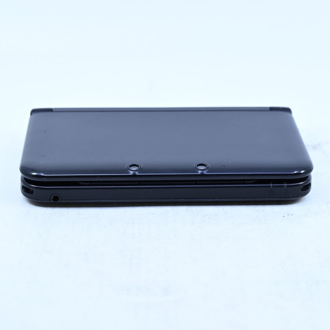SPR-001(USA) Black - Nintendo 3DS Console XL + 32 GB Card - PAL - FREE POST!