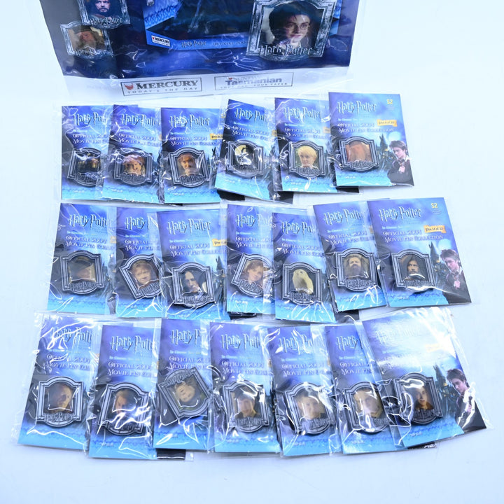 Harry Potter and the Prisoner of Azkaban 2004 Complete 20 Pin Set & Board