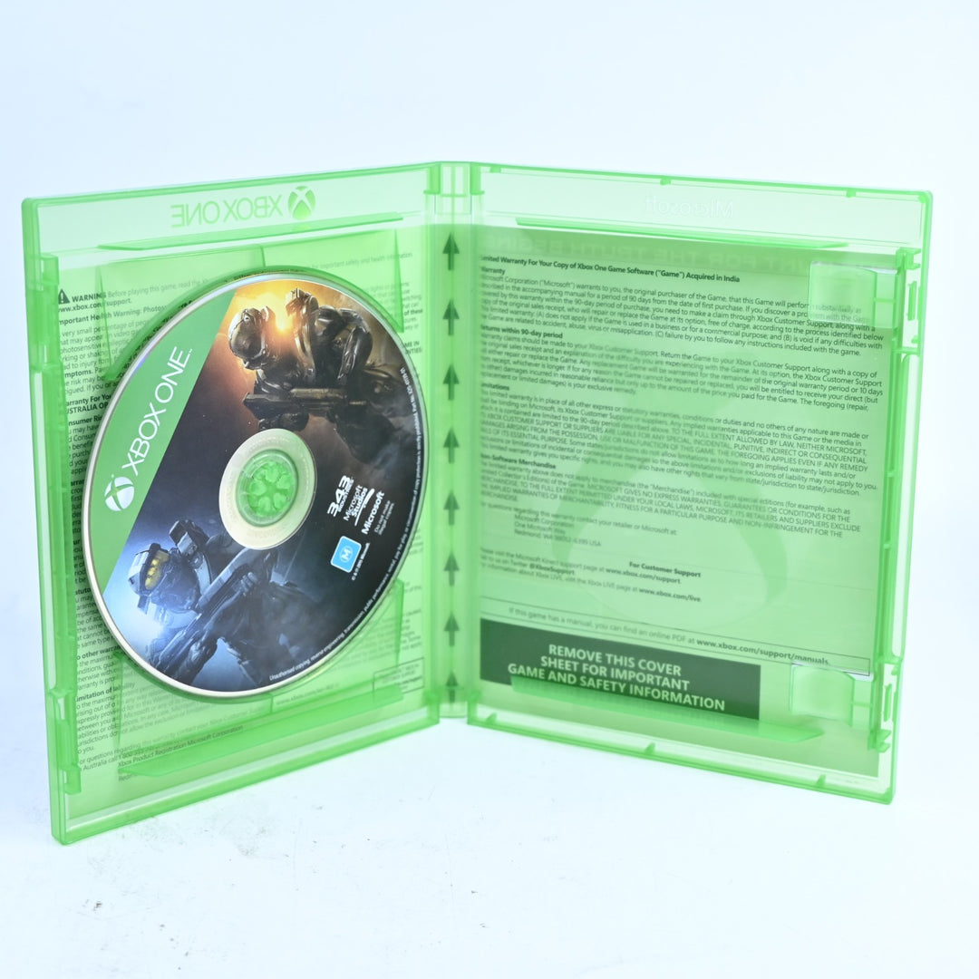 Halo 5: Guardians Limited Edition Steelbook + Metal Earth Kit - Xbox One Game