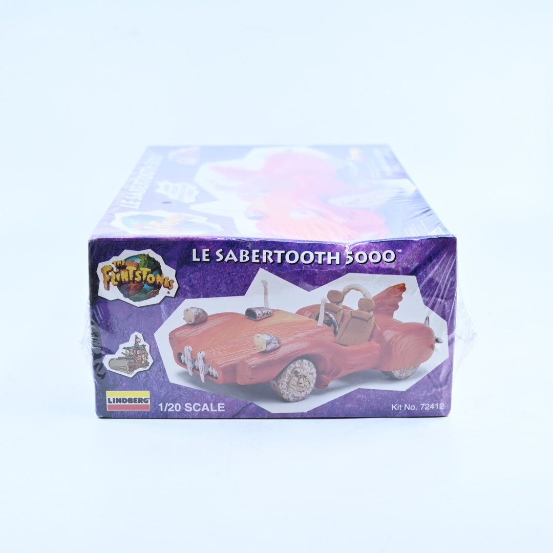 Le Sabertooth 5000 - The Flintstones - 1/20 Scale Plastic Model Kit - Model Car