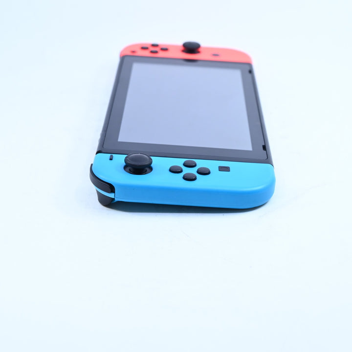 Blue / Red  Nintendo Switch  - Nintendo Switch Boxed Console - PAL