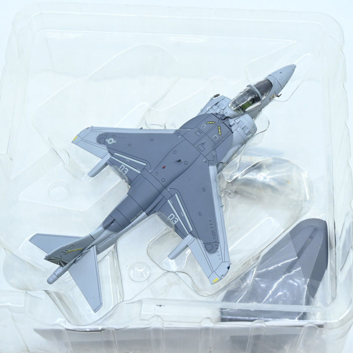 Hobby Master 1:72 AV-8B Harrier II Plus VMA-223 USMC "Bulldogs" HA2608 - Plane