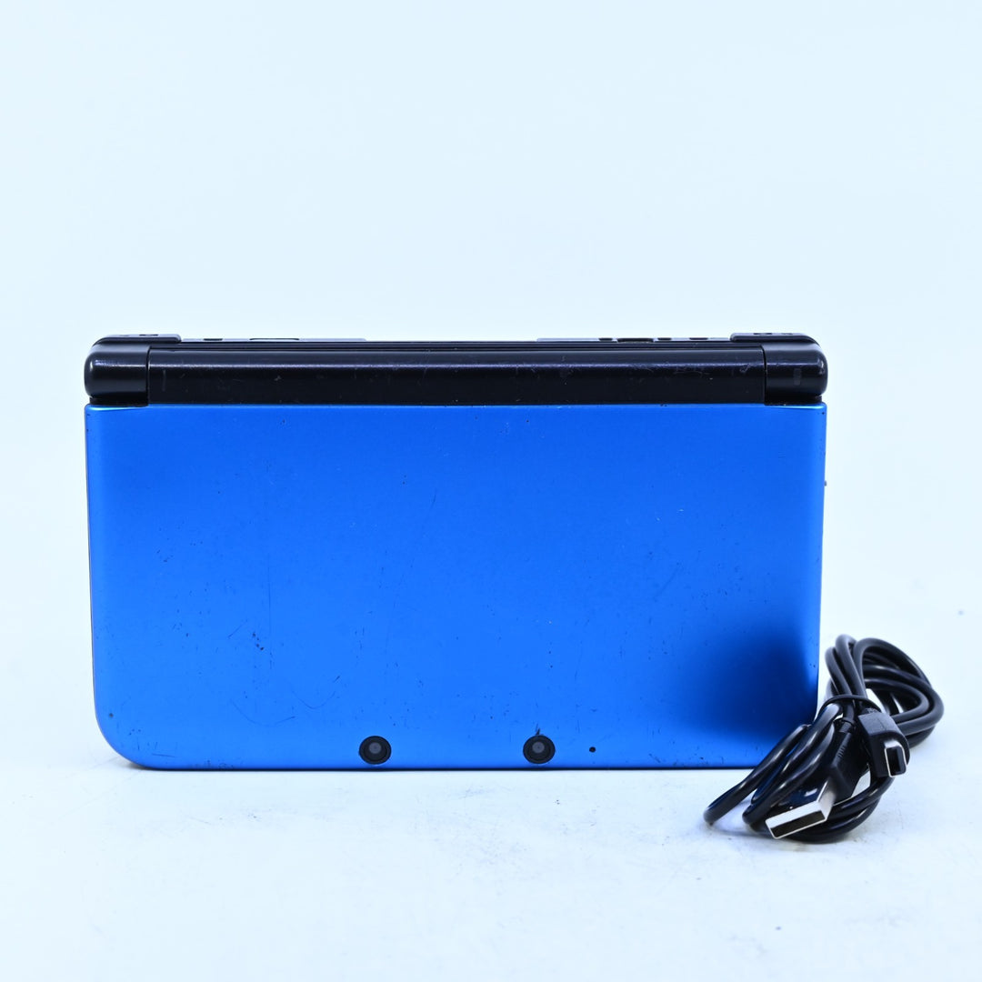 Blue / Black Nintendo 3DS Console XL - SPR-001(EUR) - PAL + 4GB SD Card
