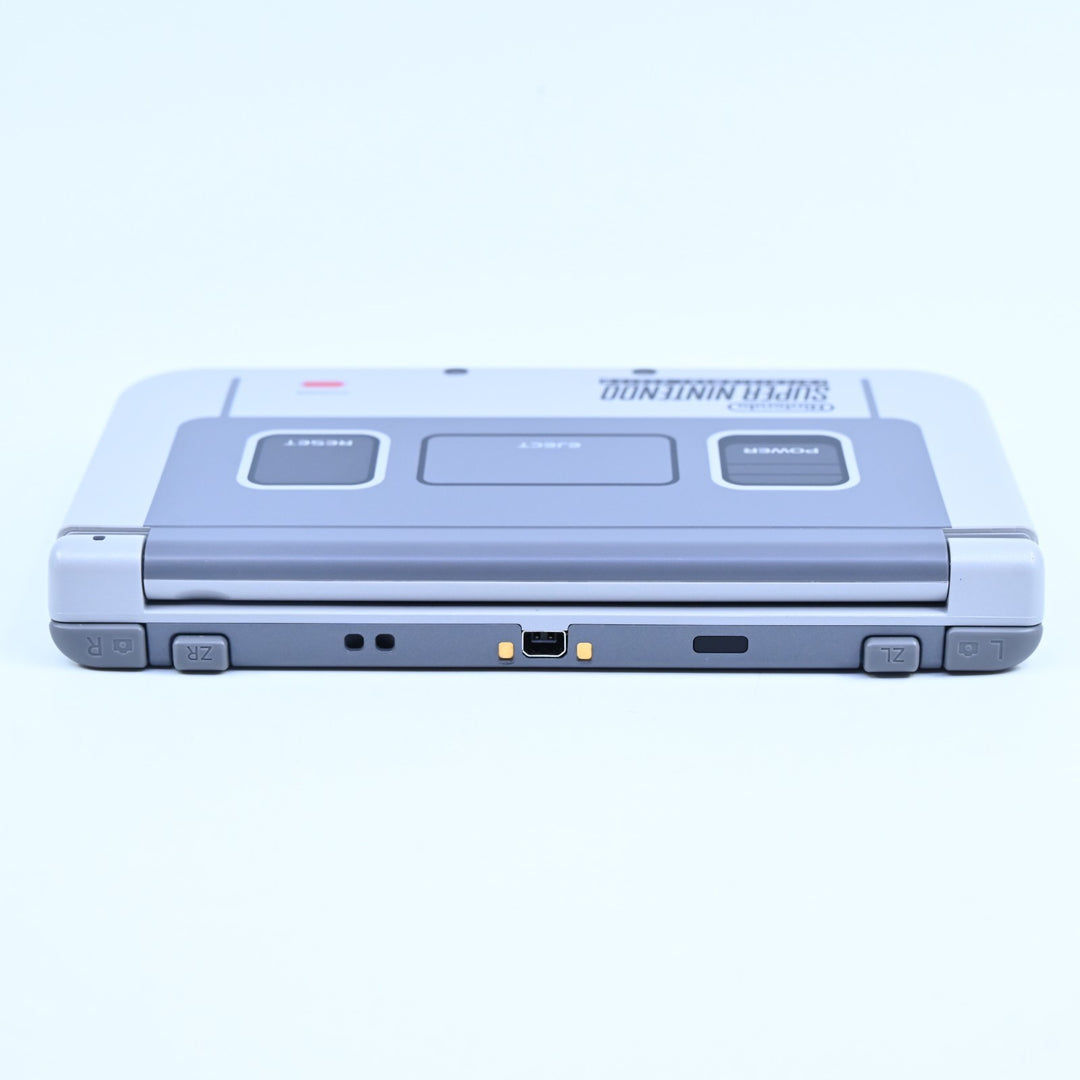 Super Nintendo Entertainment System Editon - 'New' Nintendo 3DS XL Boxed Console