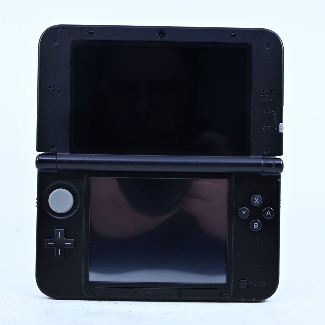 Super Smash Bros. Edition Nintendo 3DS Console XL - SPR-001(EUR) - PAL + 2GB SD