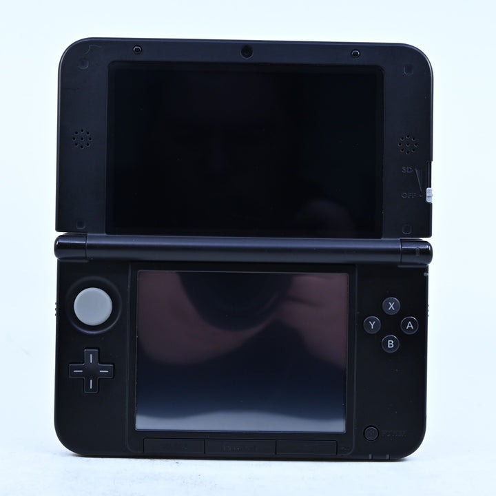 Super Smash Bros. Edition Nintendo 3DS Console XL - SPR-001(EUR) - PAL + 2GB SD