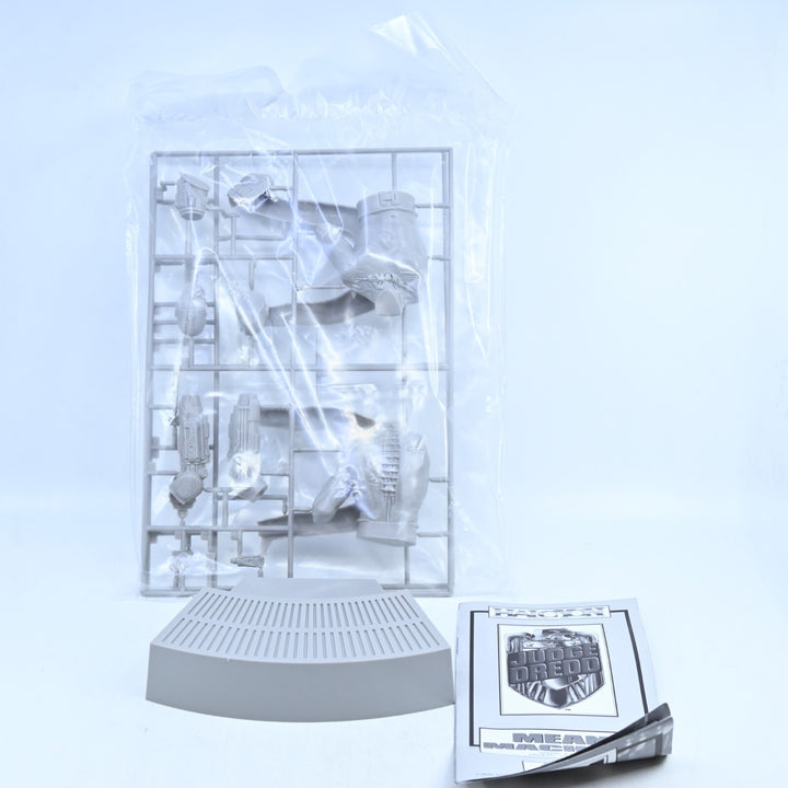 Judge Dredd Mean Machine 1:9 Scale Model Kit Halcyon - Other Model