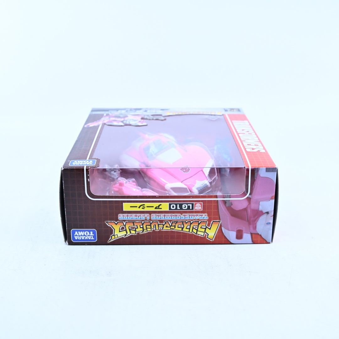 Arcee - LG-10 - Transformers Legends - Takara Tomy - Action Figure / Toy