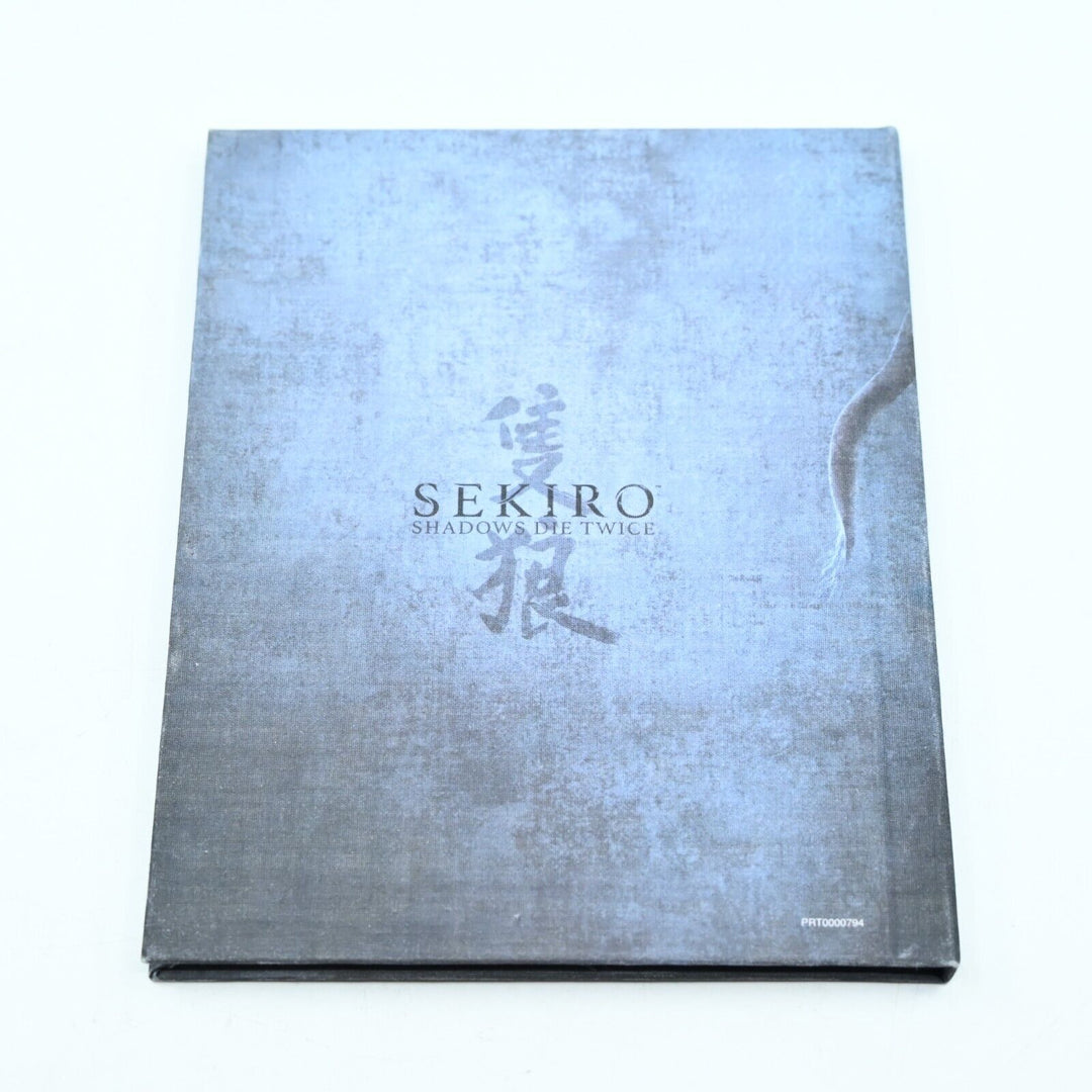 Sekiro Shadows Die Twice - Mini Artbook -Hardcover Edition - Book