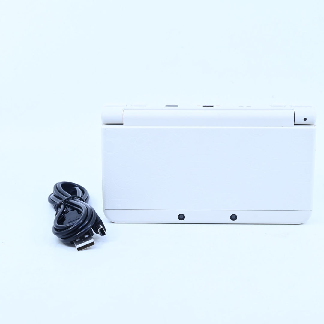 Super Mario White Limited Edition - 'New' Nintendo 3DS Console - PAL - FREE POST