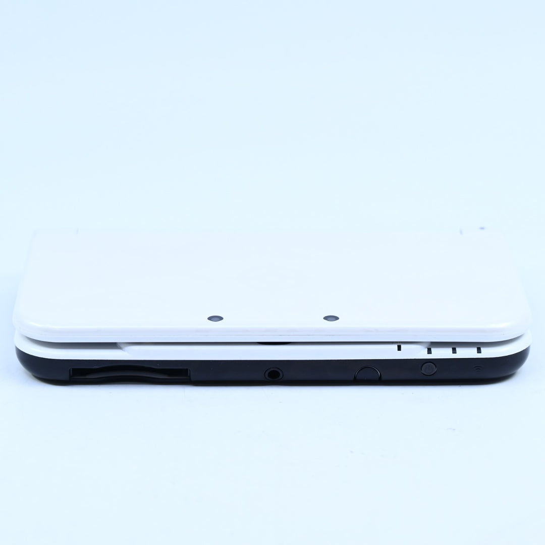 Fire Emblem Fates - Top IPS - 'New' Nintendo 3DS Console XL RED-001 - PAL