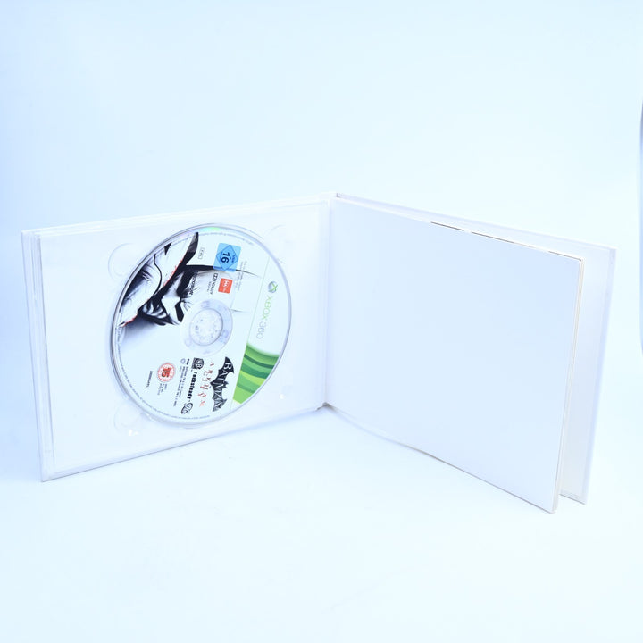 Batman: Arkham City - Collector's Edition Art Book - Xbox 360 Game + Manual