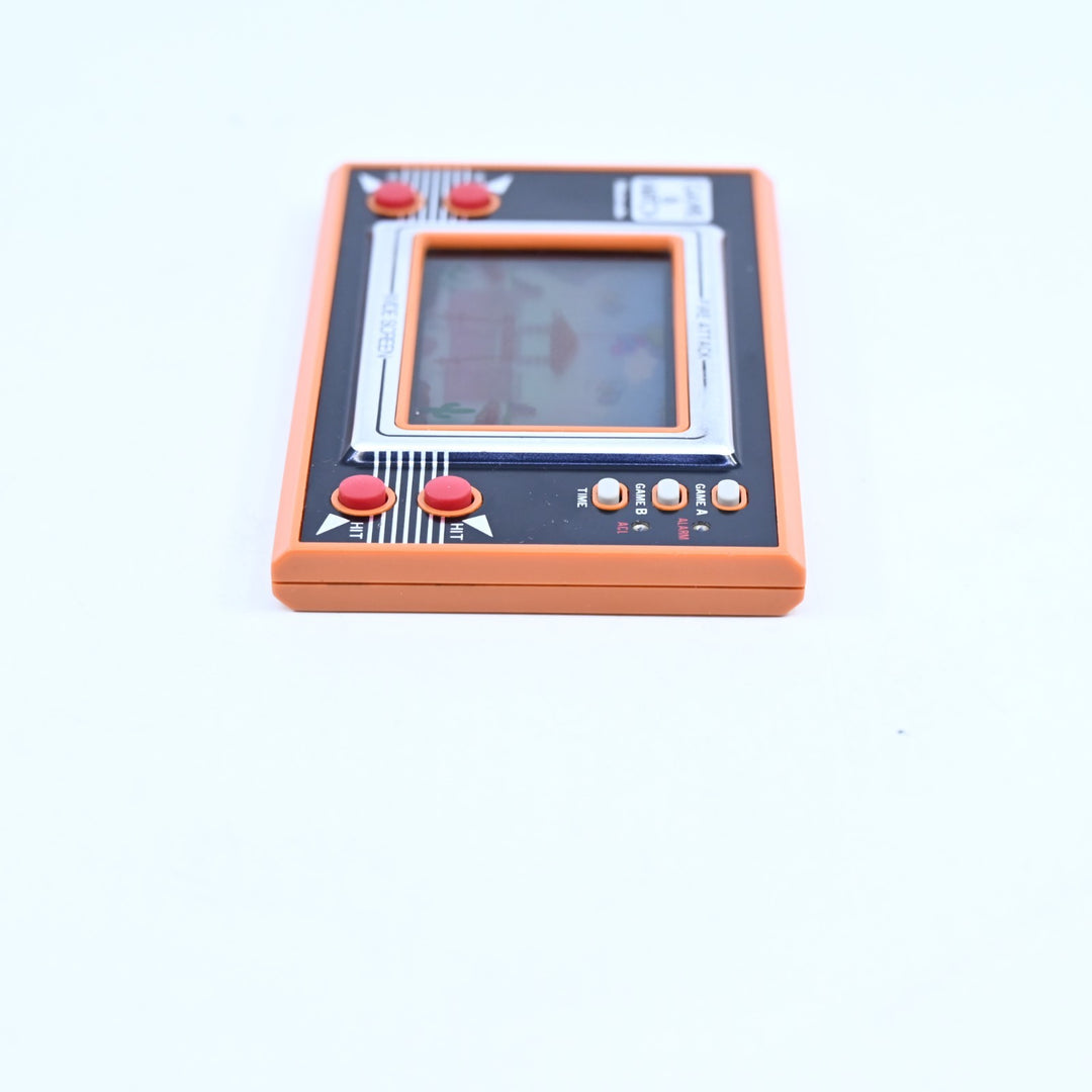 Fire Attack - ID-29 - No Battery Cover - Nintendo Game & Watch Console