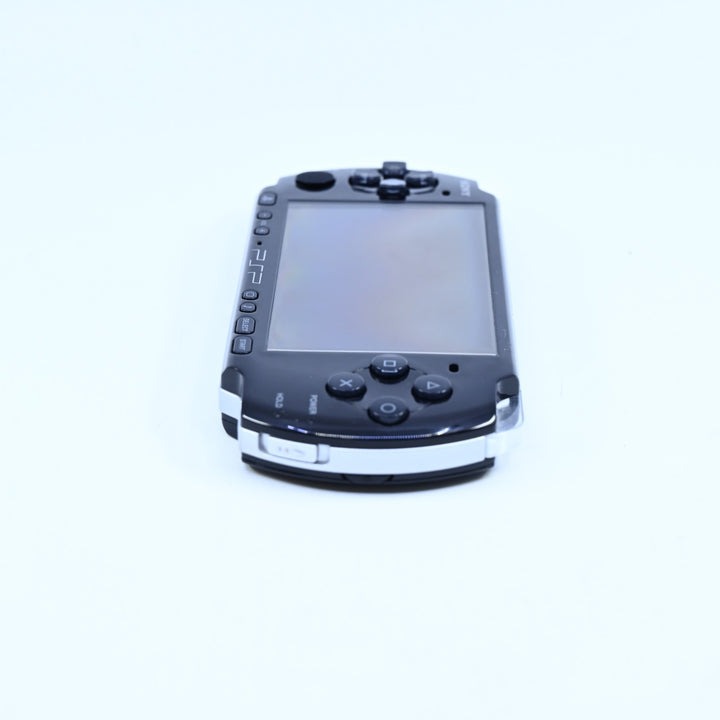 Black Sony PSP Console - PSP-3002 - 3000 + NEW BATTERY! + SD Card - FREE POST!
