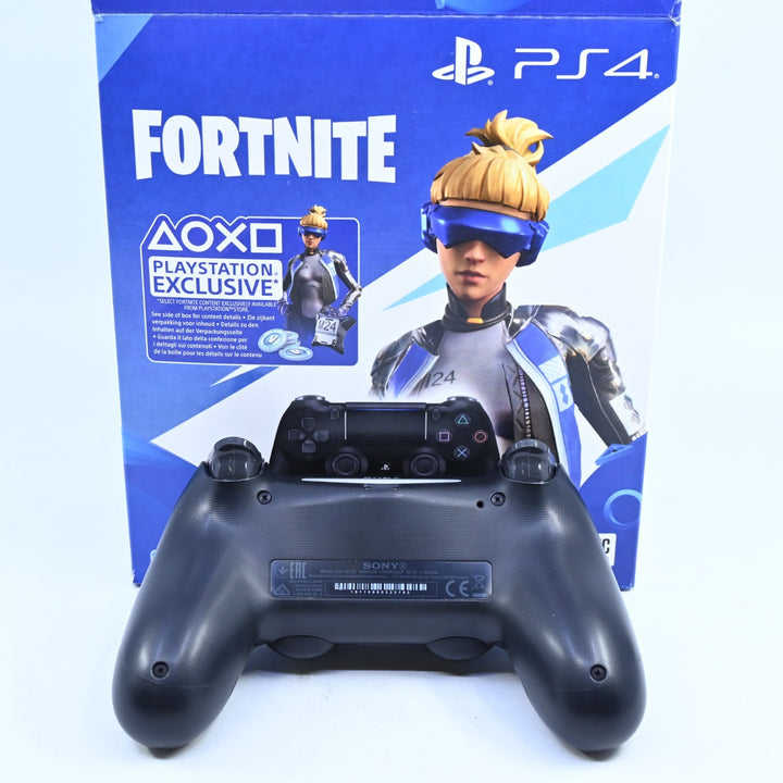 Fortnite Neo Versa Bundle [NO CODE] Dualshock 4 Controller - PS4 Accessory