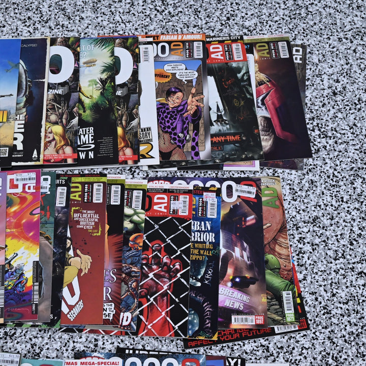 2000 AD - Assorted Comic Bulk Lot - 86 Issues - Comics