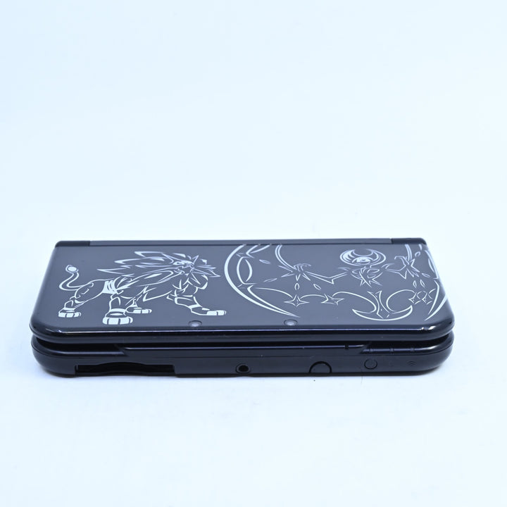 Pokemon Solgaleo & Lunala Edition 'New' Nintendo 3DS Console RED-001 Sun & Moon