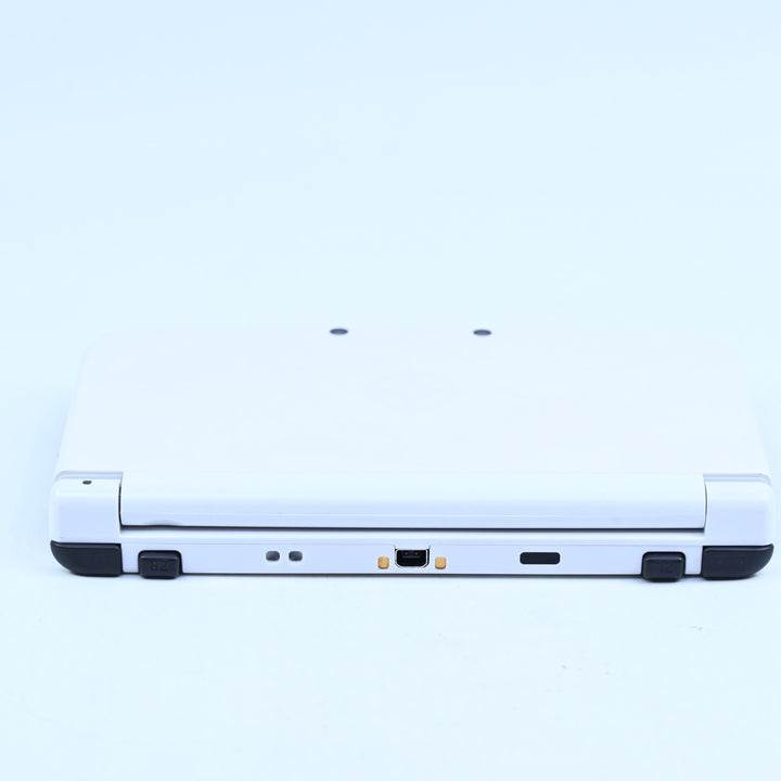 Fire Emblem Fates - Top IPS - 'New' Nintendo 3DS Console XL RED-001 - PAL