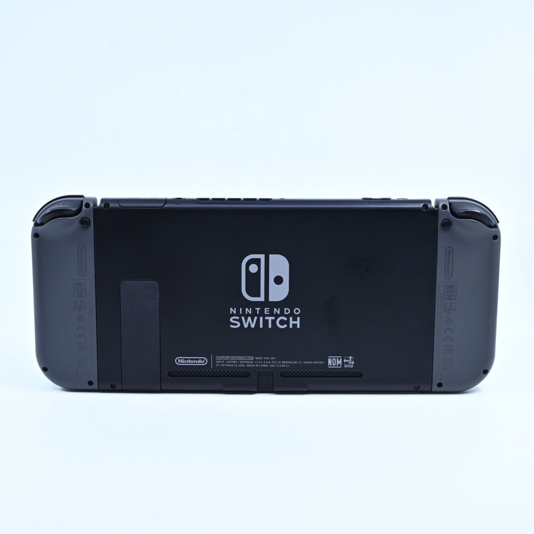 HAC-001 - Grey / Grey - XAW700202 - Nintendo Switch Boxed Console
