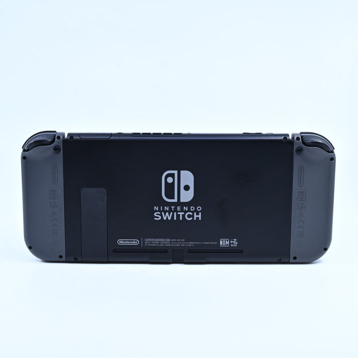 HAC-001 - Grey / Grey - XAW700202 - Nintendo Switch Boxed Console