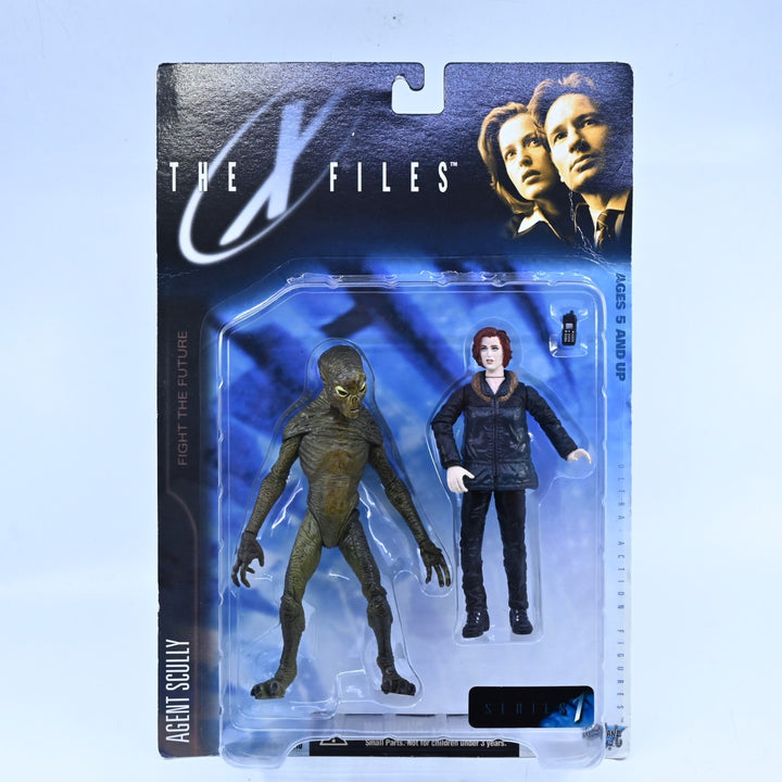SEALED! The X-Files Series 1 Figure - Agent Scully With Alien - Action Figure