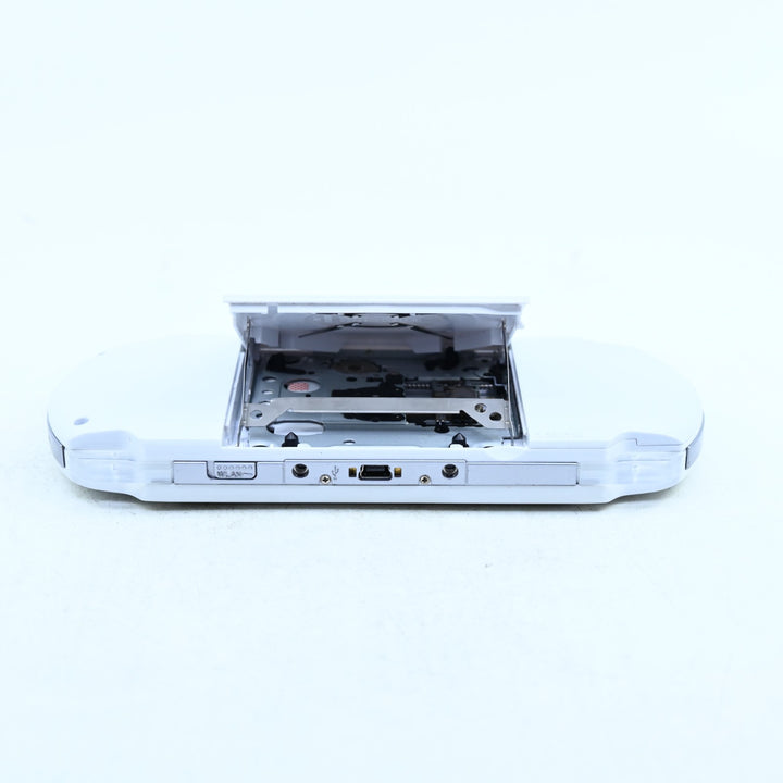 White Rebuilt + IPS Screen - Sony PSP Console - PSP-3000 + NEW BATTERY!