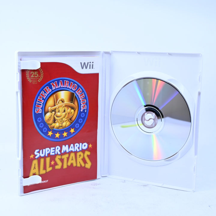 Super Mario All-Stars 25th Anniversary Edition - Nintendo Wii Game + Manual