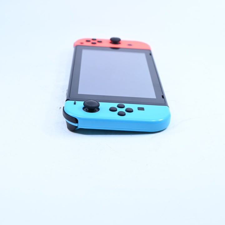 Blue / Red  Nintendo Switch  - Nintendo Switch Boxed Console - PAL