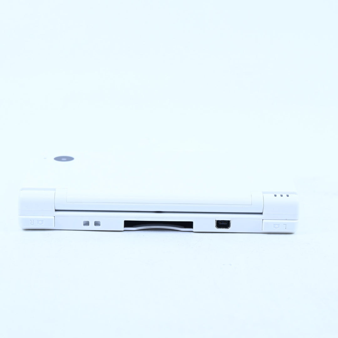 White - Nintendo DSi Boxed Console - AUS PAL - FREE POST!